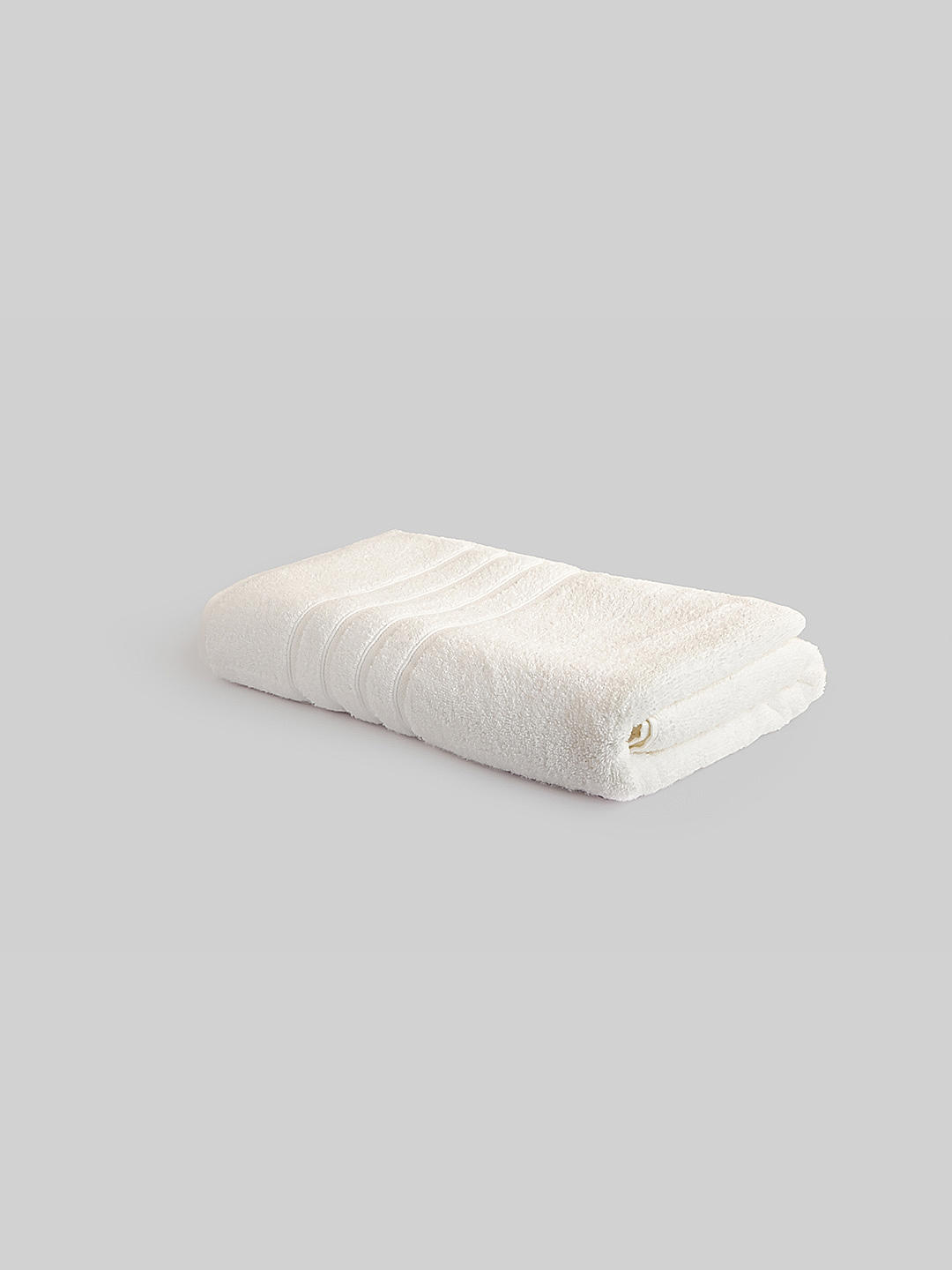 Kalpavriksha 550 gsm 100% Organic Cotton Soft & Fluffy White Colored Bath Towel